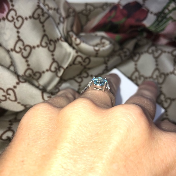 2.35ct VVSI Sky Blue Moissanite w/ Diamond Accents - Picture 3 of 8